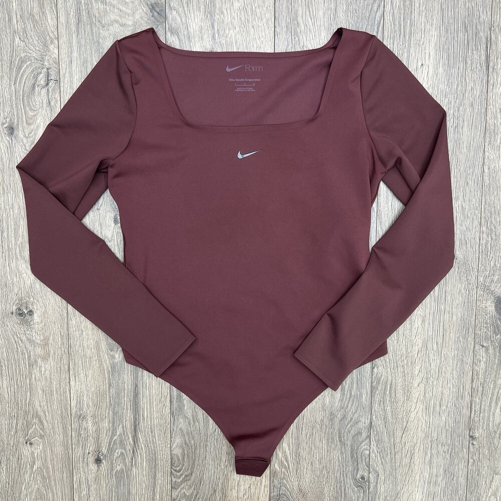 Nike Form Bodysuit Sz Large Womens Burgundy Crush Long Sleeve $80